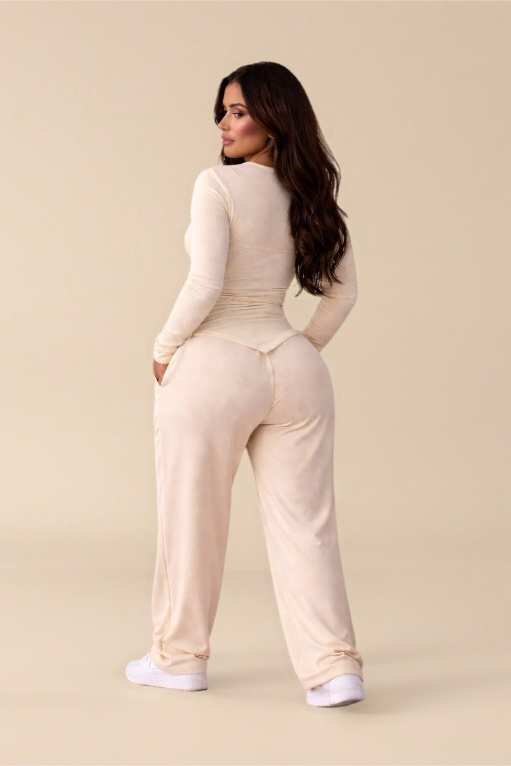 Ensemble Deux Pièces – Haut Gainant (version ouvert) & Pantalon Fluide