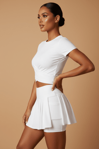Blanc - Fond beige